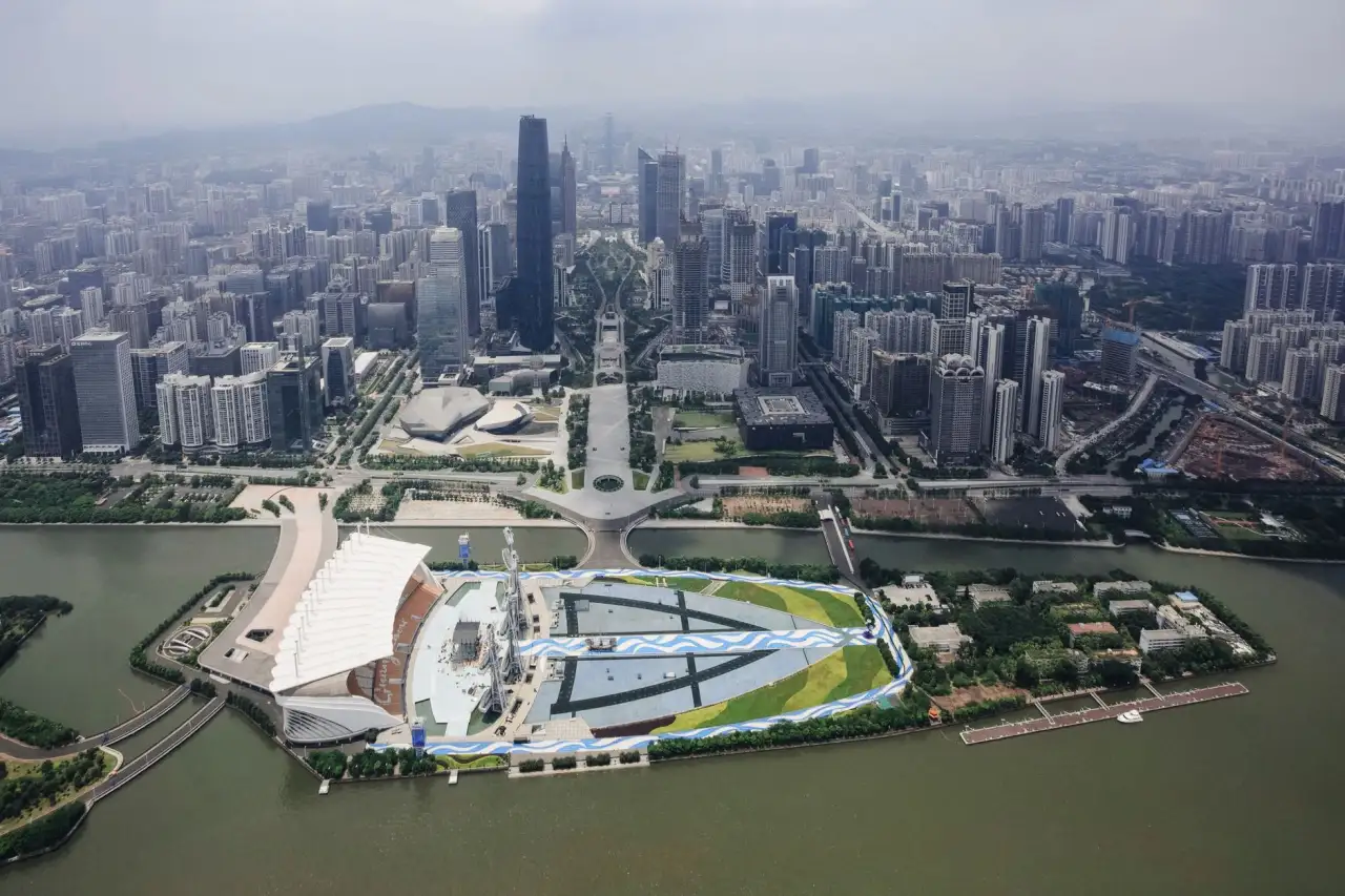 2025年企业网站建设新趋势:小程序与独立站融合发展路径