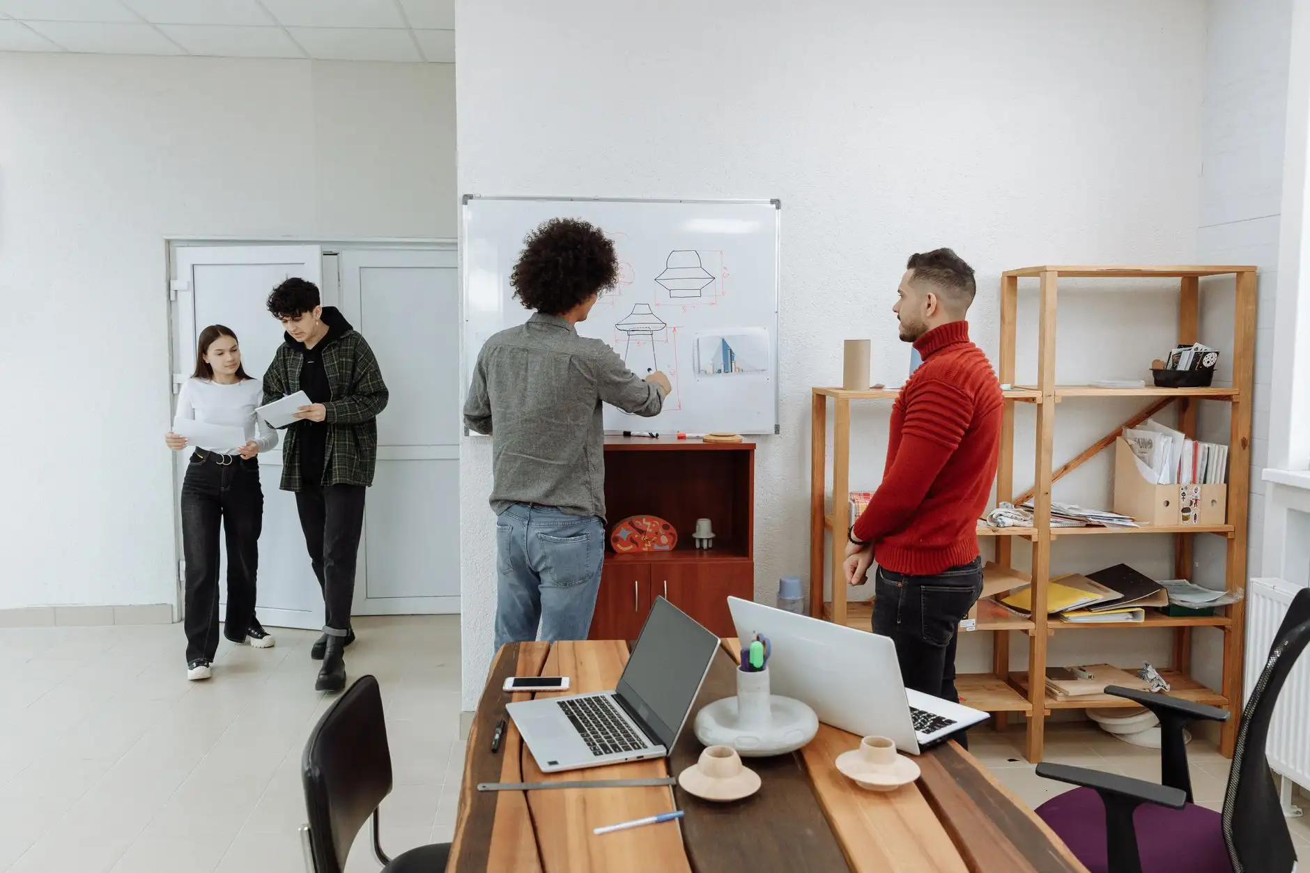 企业线上宣传新选择：网站+小程序组合开发的优势对比正文配图 1