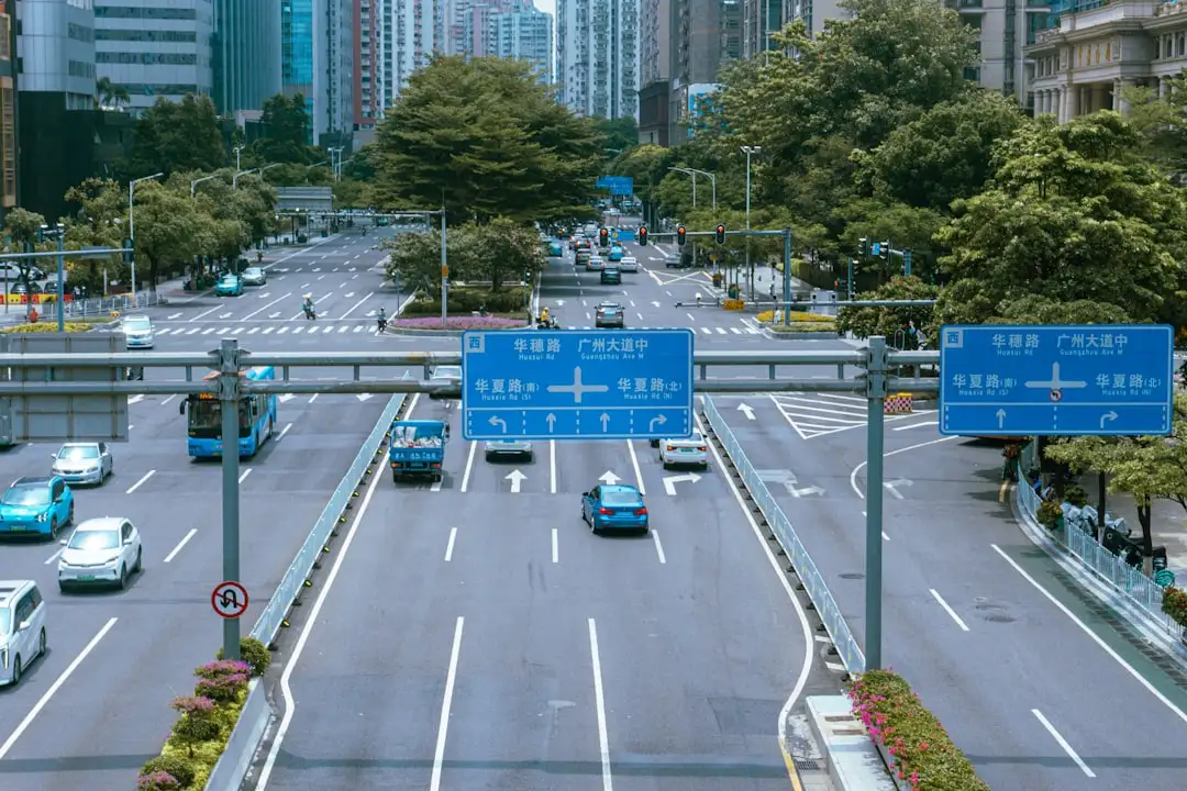2025年企业线上宣传新趋势：网站与小程序协同运营指南