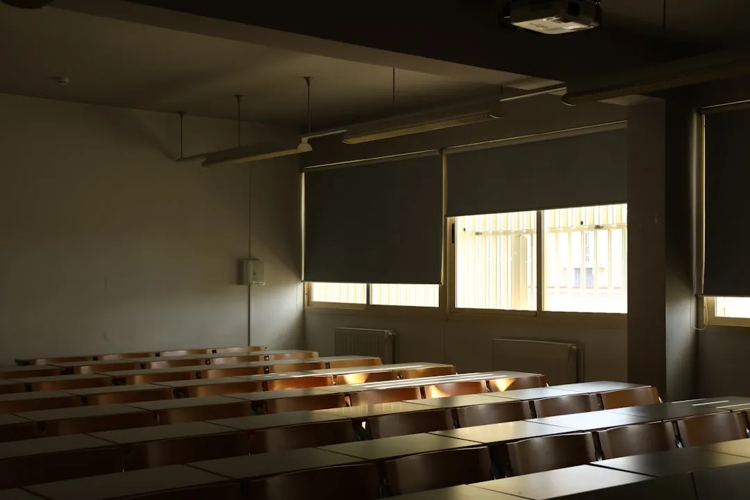 威县中小企业的网站建设方案：从需求分析到技术落地