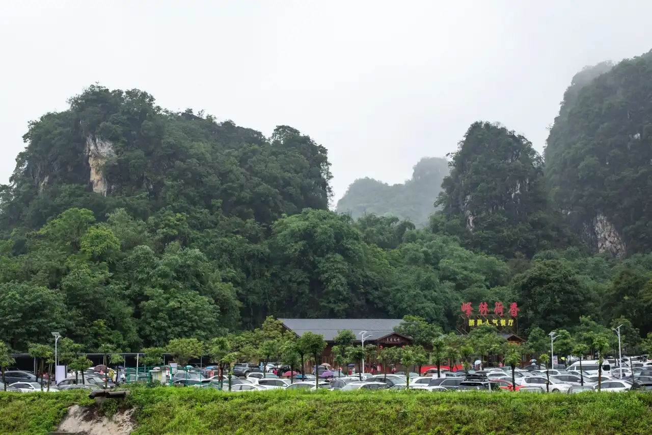企业线上宣传新选择：网站与小程序组合推广策略分析